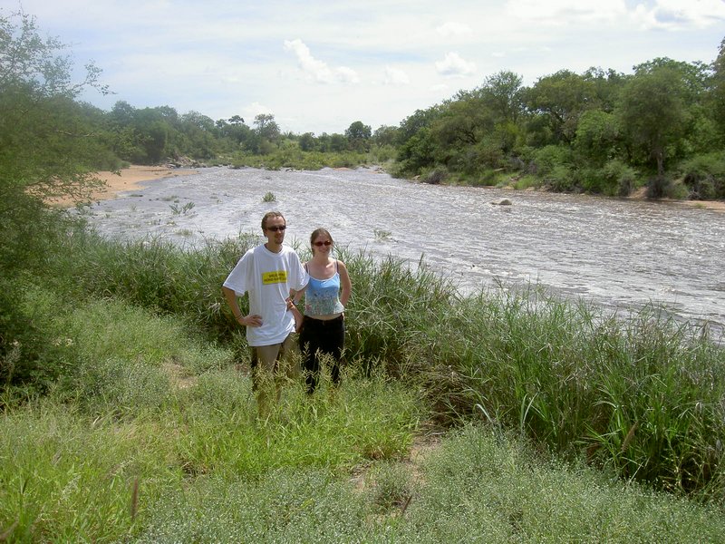 ingwelala10.jpg - MD and Rosa in front of the "flood"