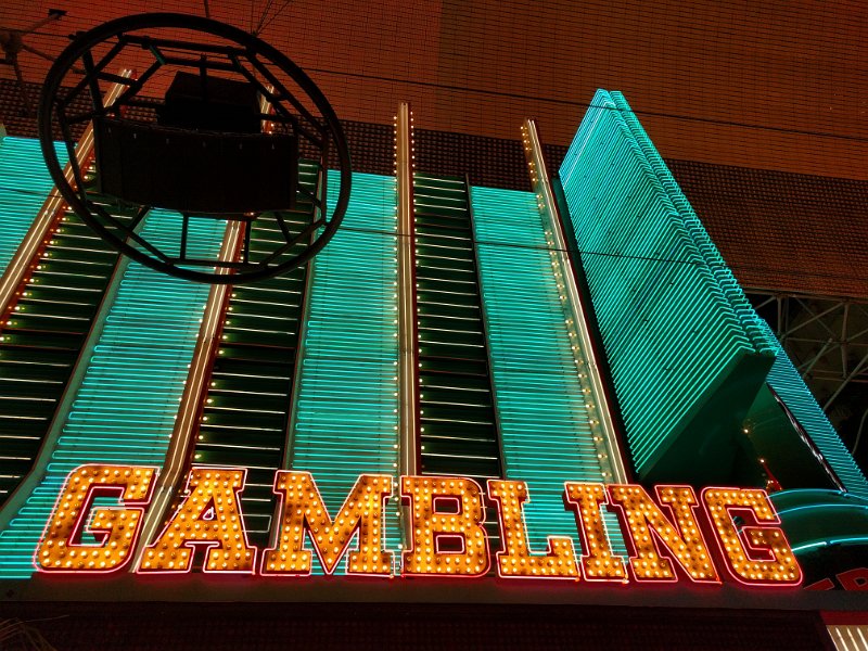 IMG_20171130_173905.jpg - GAMBLING, downtown Las Vegas