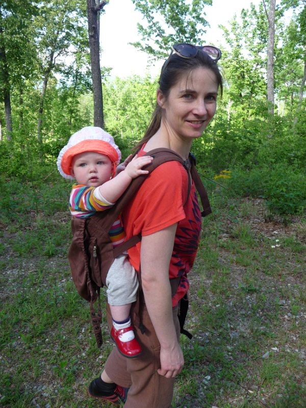 P1060598.JPG - Hiking with mama