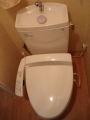 dsc00216 Western-styled toilet, note the built-in sink