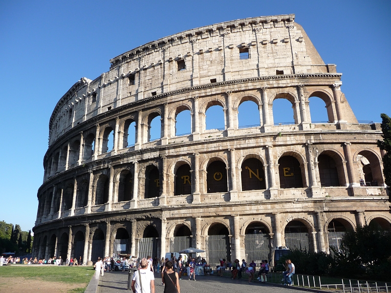 p1040171.jpg - The Colosseum