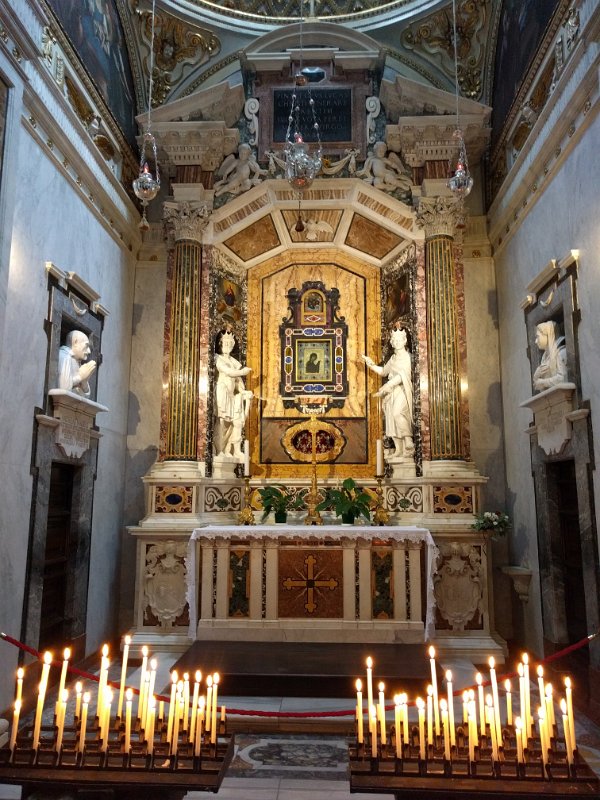 IMG_20180809_141142.jpg - Spoleto cathedral interior