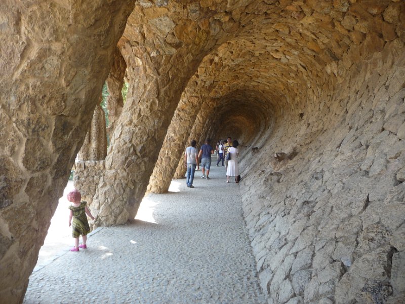 P1070124.JPG - A nature-inspired passageway