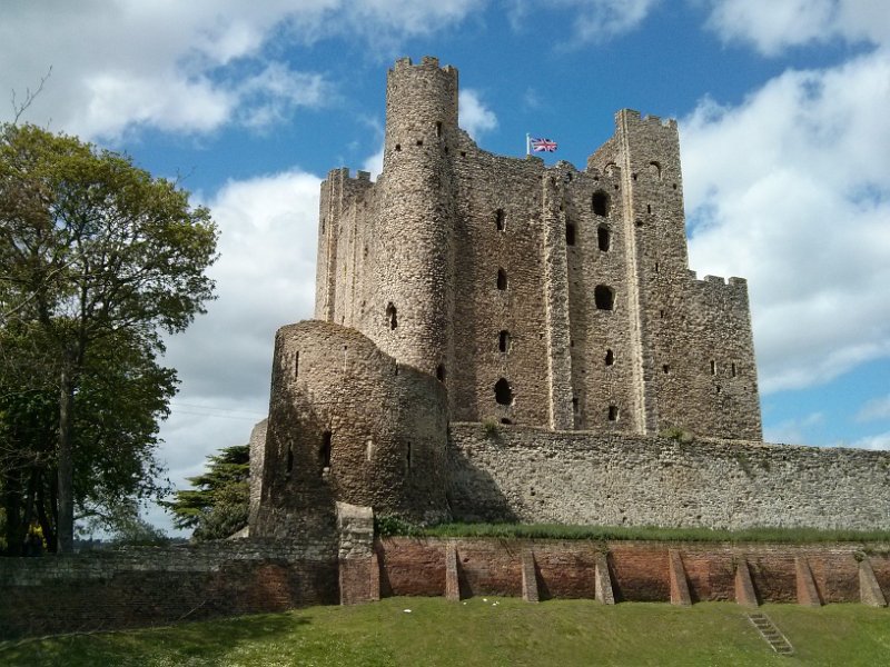 IMG_20150505_135530.jpg - Rochester Castle