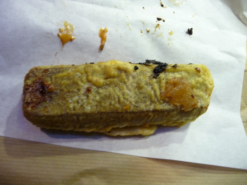 p1040146.jpg - The much talked about "deep fried Mars Bar"