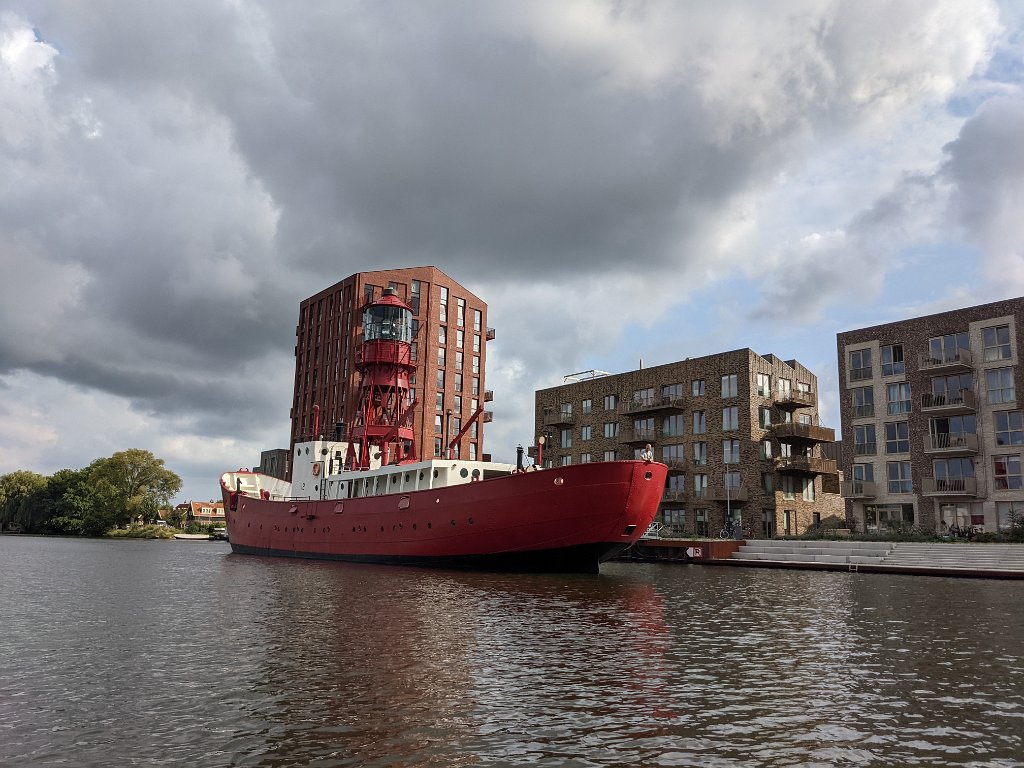 PXL_20210820_152904686.jpg - The amazing light ship